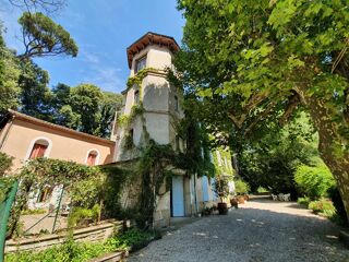  Maison à vendre 15 + pièces 550 m²