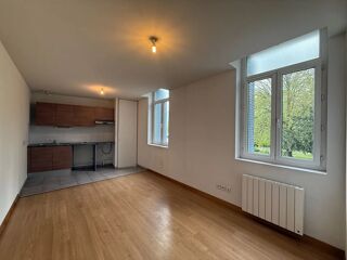  Appartement à louer 2 pièces 30 m²
