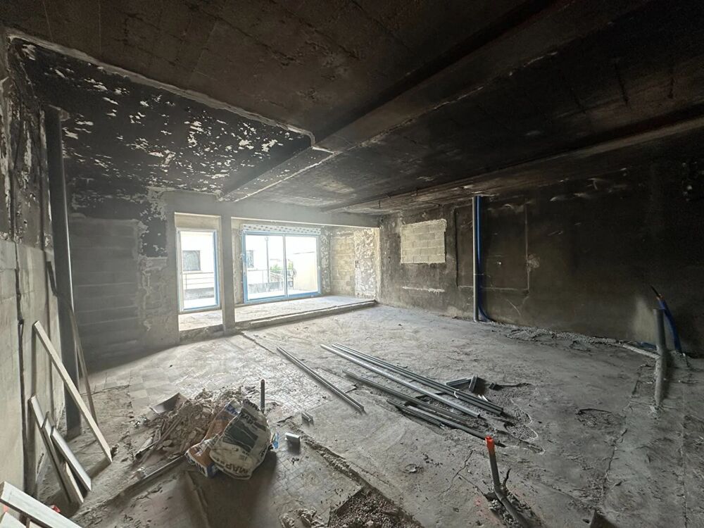 Vente Appartement Plateau à aménager avec Terrasse, Cave et Parking Montélimar