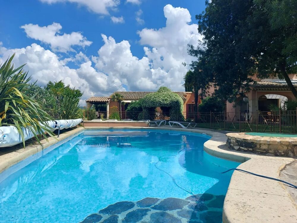 Vente Maison Ancienne Magnanerie du 17ème siècle et 4 Gites Alba-la-romaine