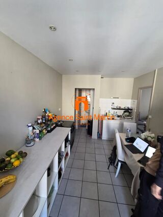  Immeuble à vendre 300 m²