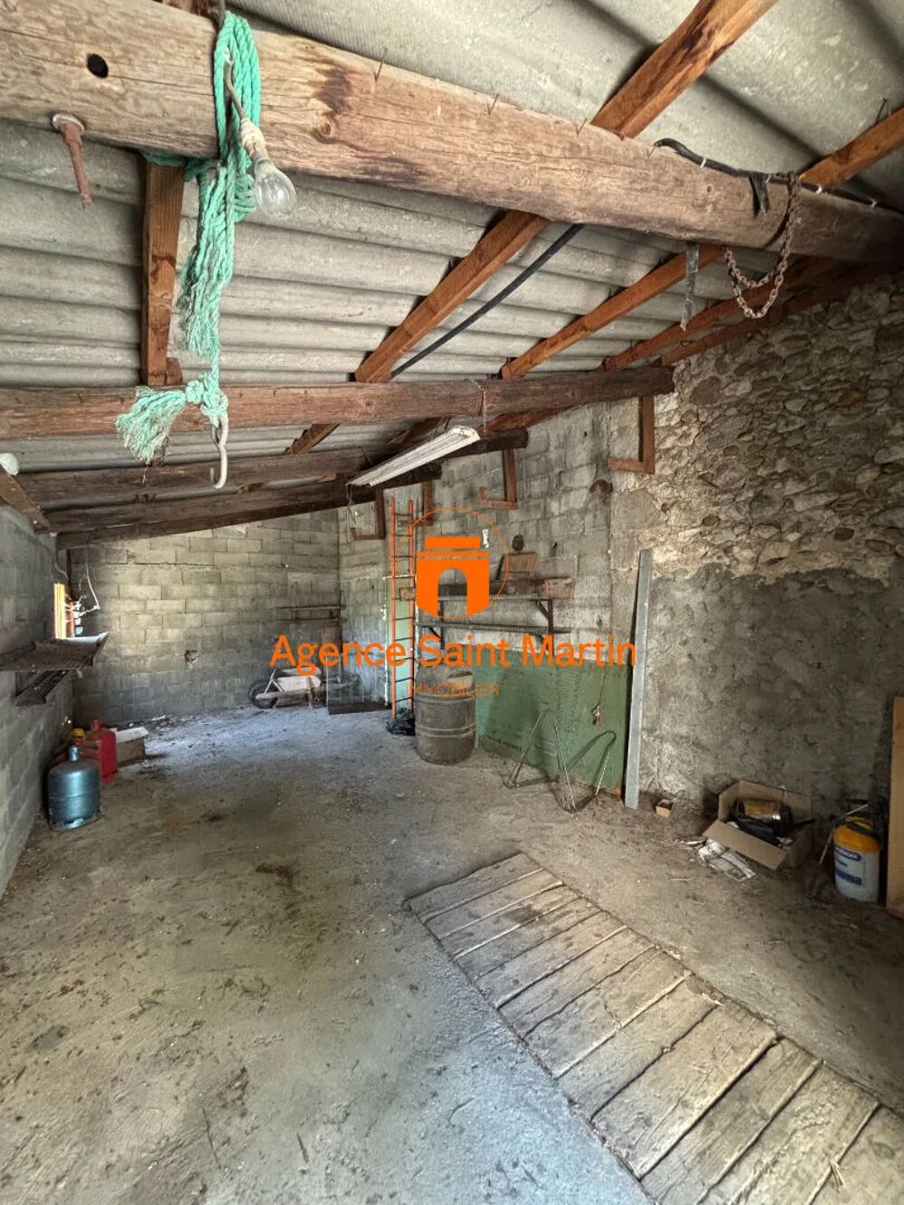Vente Terrain Terrain Constructible avec dependance La garde-adhémar