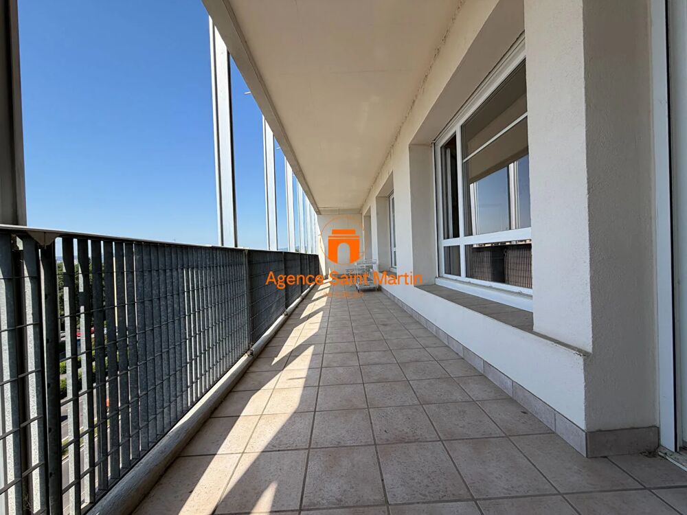 Appartement Montelimar avec vue dégagée, Garage et Cave