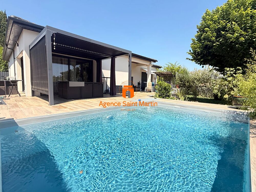 Maison de Plain Pied 135 m2, 4 Chambres, Piscine et Garage