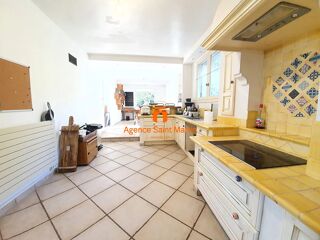  Maison à vendre 6 pièces 195 m²