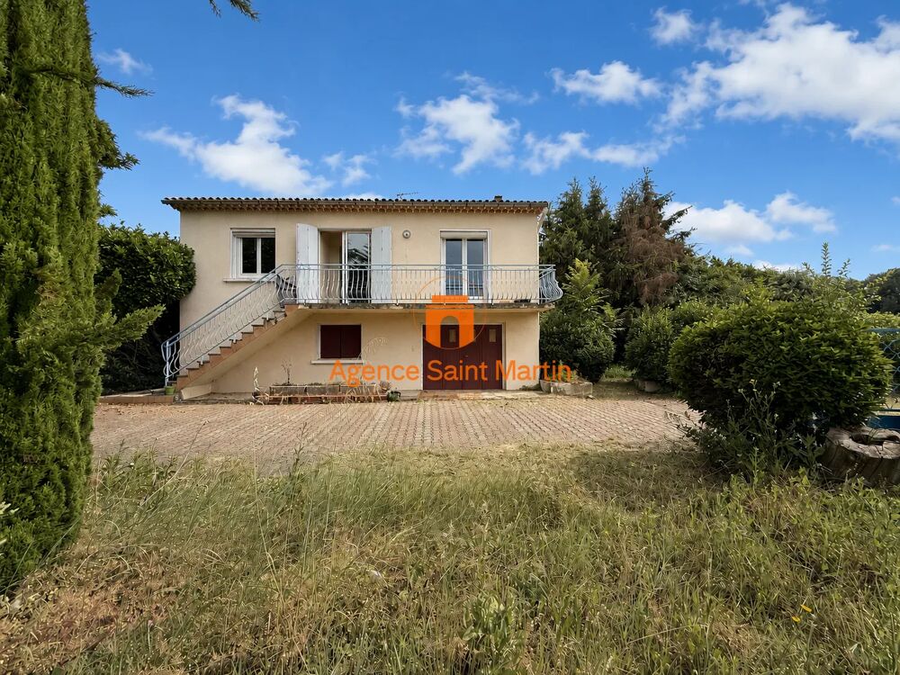 Au milieu des Champs, Maison avec terrain