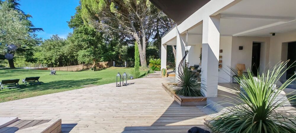 Vente Maison À quelques minutes de Montélimar ? Superbe villa de plain-pied rénovée avec parc arboré et jacuzzi Montélimar