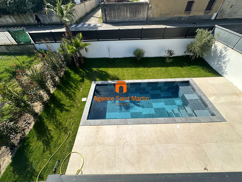 Maison Contemporaine avec Piscine, 4 chambres