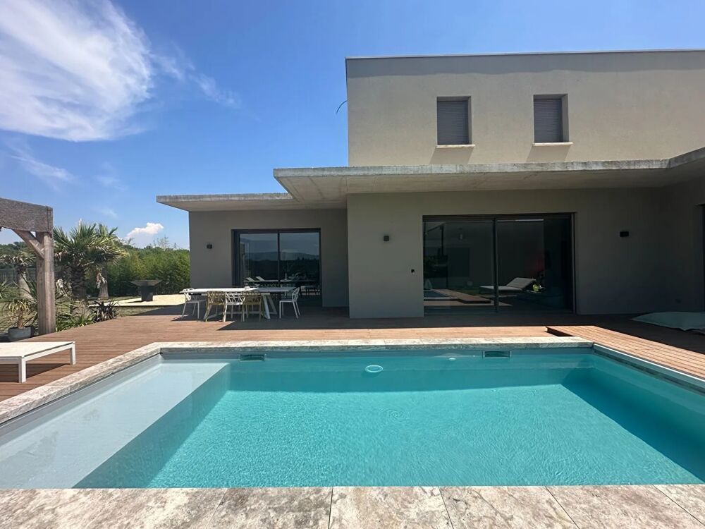 Maison 6 pièces 193 m² · à Montélimar · 193 m² · 690 000 €