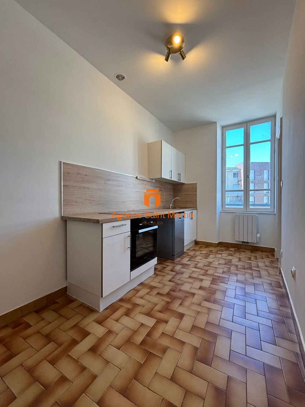 Appartement 3 pièces entièrement rénové