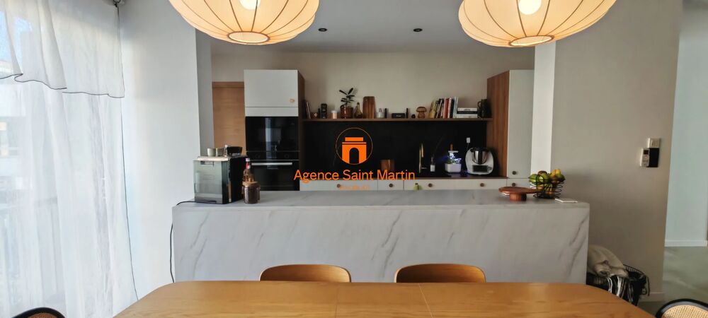 Montélimar ! Appartement T4 rénové de 86.48 m² avec ascenseur, parking et belle luminosité ! Proche