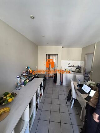  Immeuble à vendre 300 m²