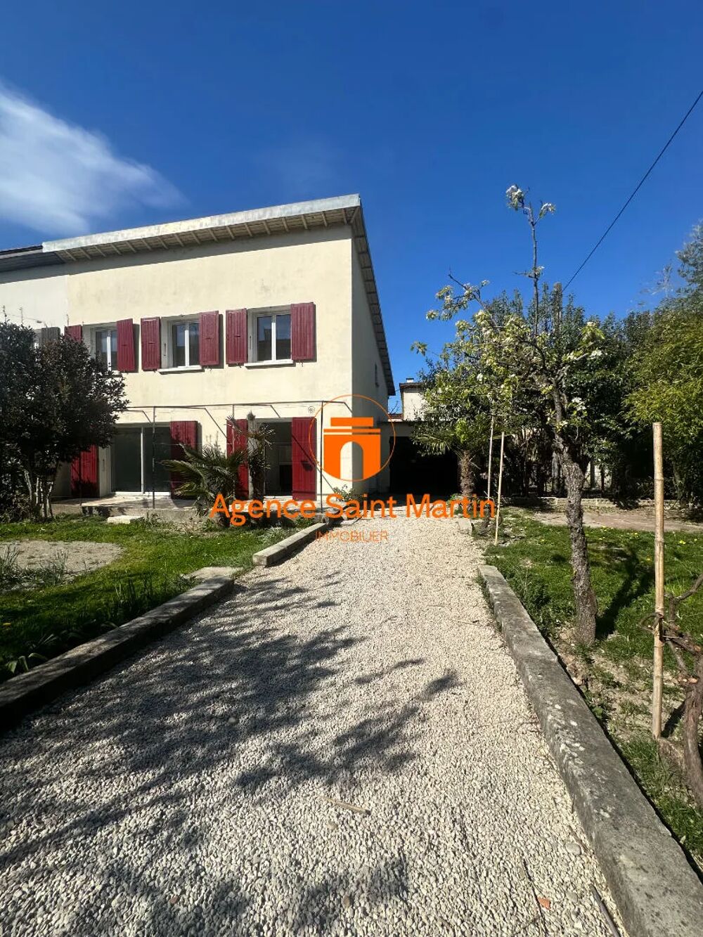 Maison avec Garage