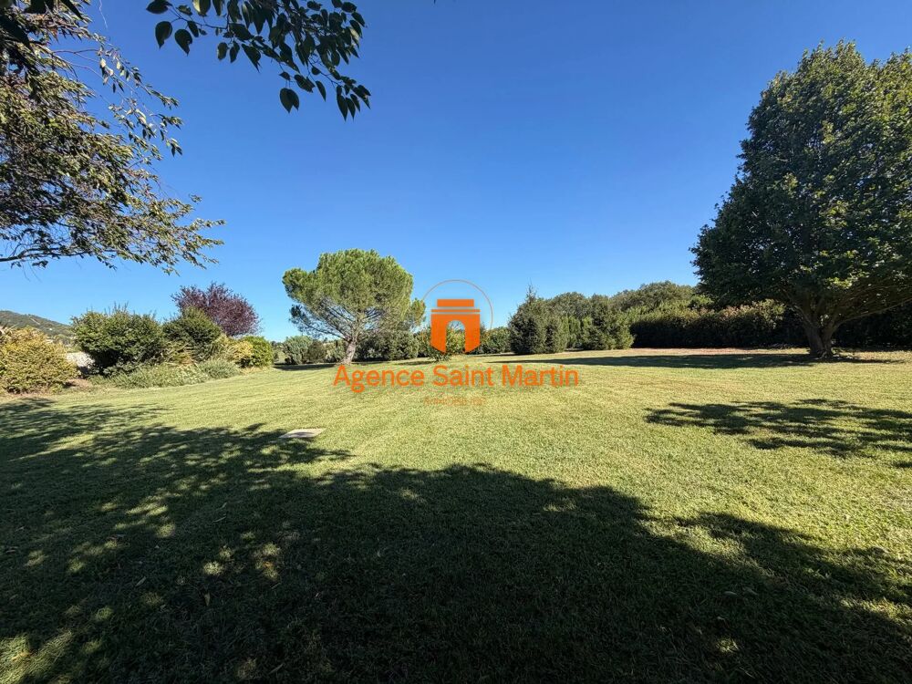 Maison de plain pied avec Piscine
