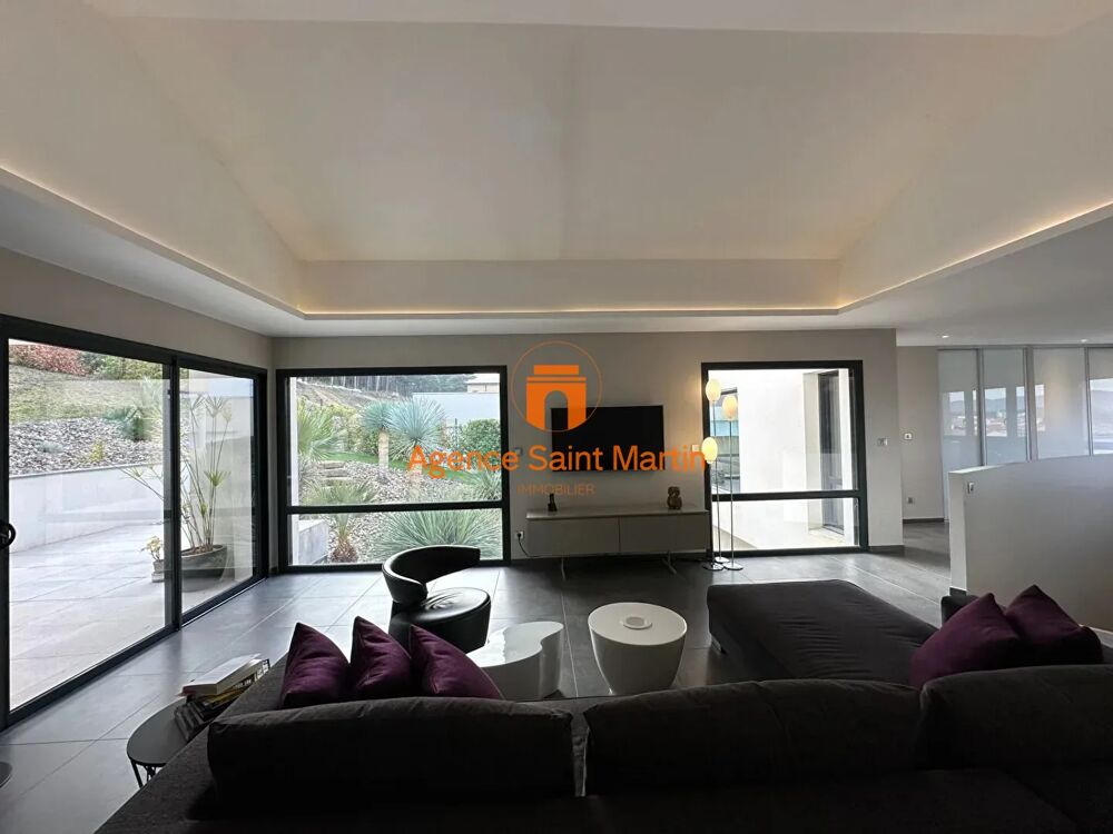 Vente Maison Villa d'Architecte de 216 m² avec Vue Imprenable Montélimar