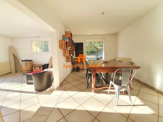  Maison à vendre 6 pièces 195 m²