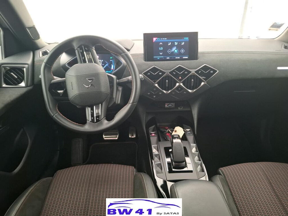 DS3 BEV 50KWH E-TENSE PERFORMANCE LINE AUTO 2023 occasion 41250 Neuvy
