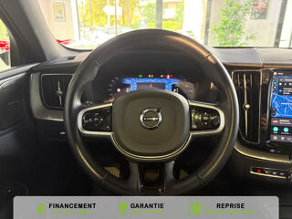 XC60 T6 AWD 253 ch+145 ch Geartronic 8 Black Edition 2025 occasion 94100 Saint Maur des Foss&eacute;s