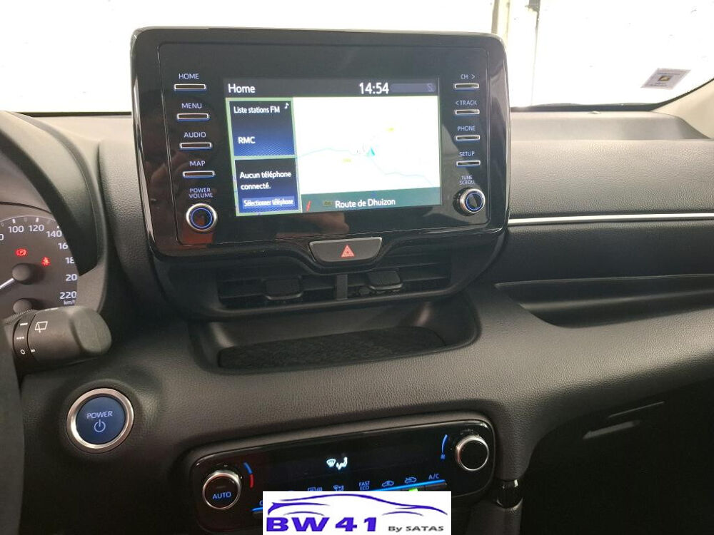 Yaris Hybride 116h Dynamic Business Beyond Zer 2022 occasion 41250 Neuvy