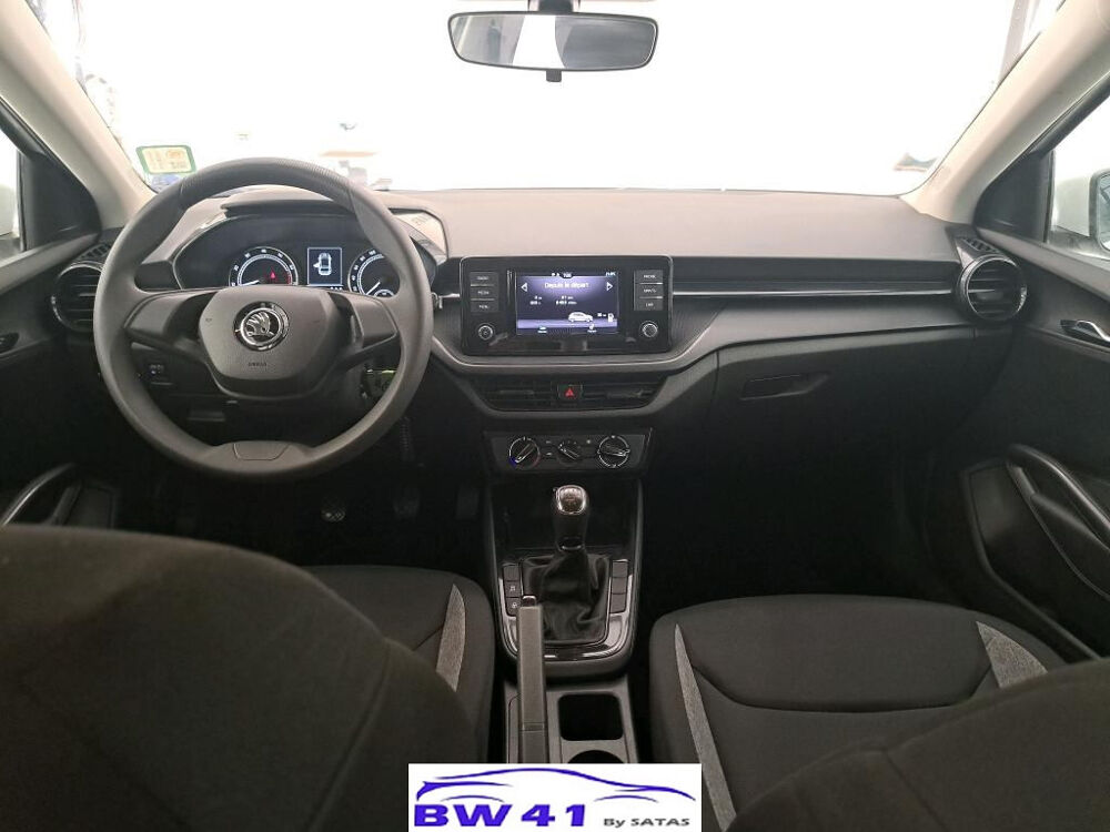 Fabia 1.0 MPI 65 Active 2023 occasion 41250 Neuvy