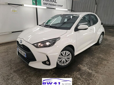 Toyota Yaris Hybride 116h Dynamic Business Beyond Zer 2022 occasion Neuvy 41250