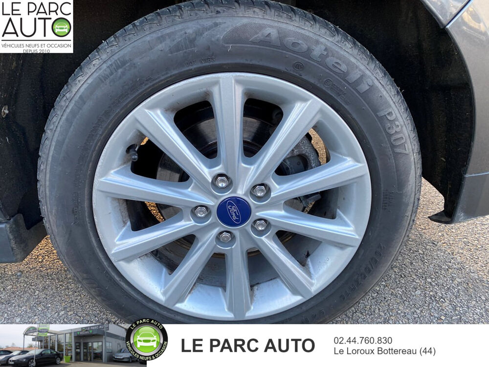 Grand C-MAX 1.0 EcoBoost 125 S&S Titanium 2016 occasion 44430 Le Loroux-Bottereau