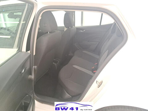 Fabia 1.0 MPI 65 Active 2023 occasion 41250 Neuvy