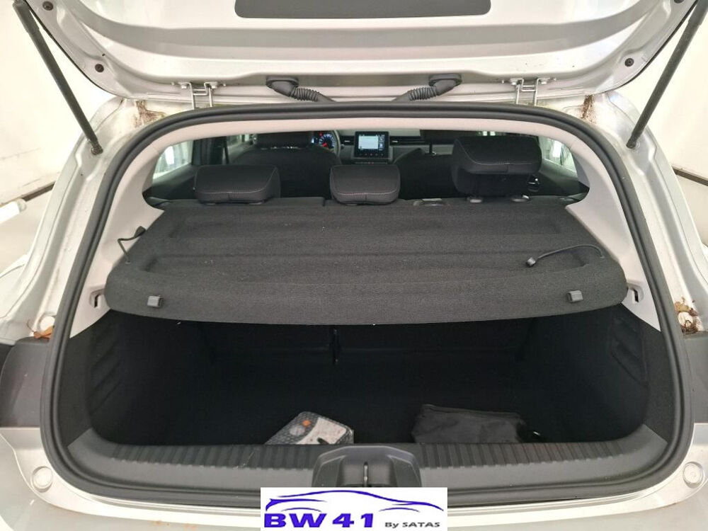Clio V Business TCe 100 GPL -21 2021 occasion 41250 Neuvy