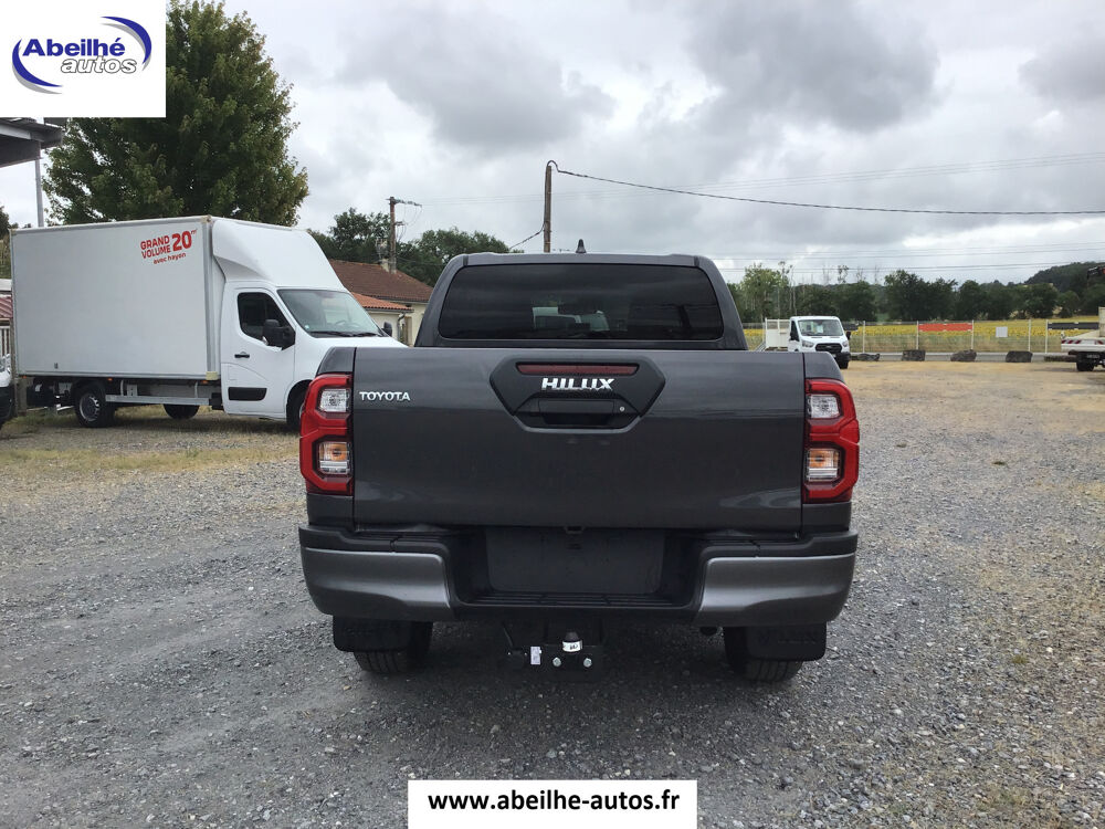 Hi Lux 4X4 BVA 2.8 204 D-4D INVINCIBLE 4PL 2026 occasion 32230 Marciac