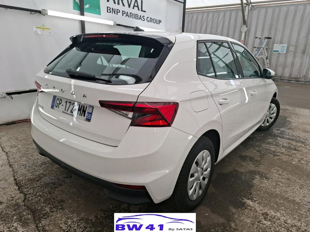 Fabia 1.0 MPI 65 Active 2023 occasion 41250 Neuvy