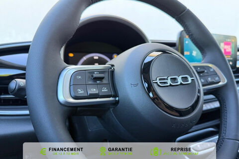 Fiat 600 T-Gen 3 1.2 Hybrid 145ch eDCT6 Icone 2026 occasion 94100 Saint Maur des Foss&eacute;s