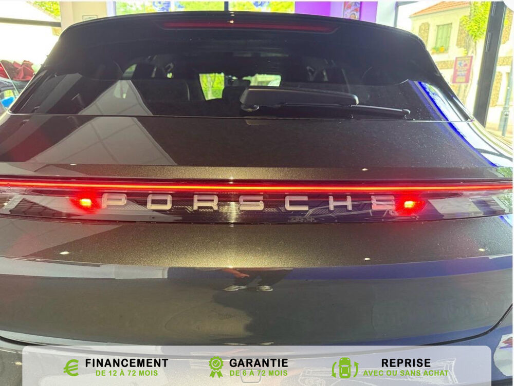 Taycan 4 476 ch / ENTRETIEN PORSCHE / SUREQUIPEE 2023 occasion 94100 Saint Maur des Foss&eacute;s