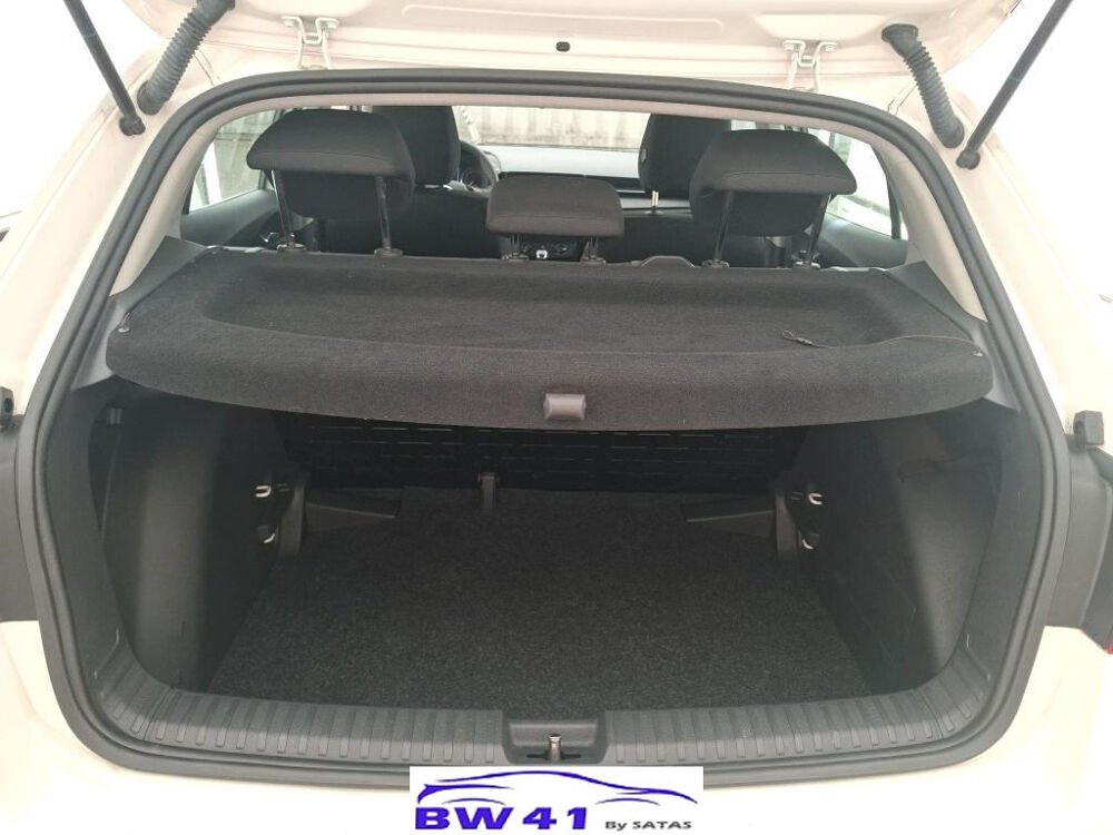 Fabia 1.0 MPI 65 Active 2023 occasion 41250 Neuvy