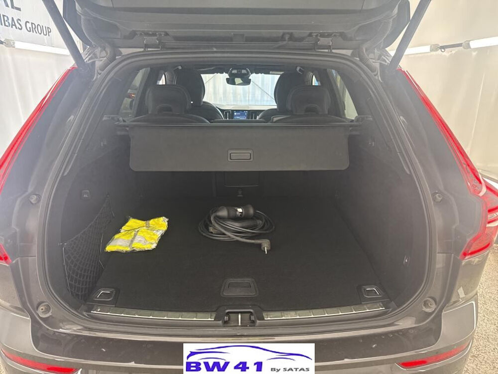 XC60 Recharge T6 350 GT 8 Plus Style Dark 2023 occasion 41250 Neuvy