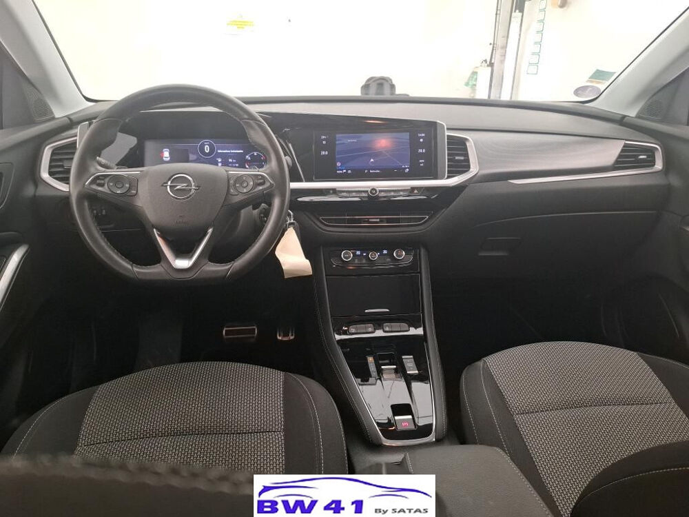 Grandland x 1.2 Turbo 130 ch Auto DESIGN & TECH 2023 occasion 41250 Neuvy