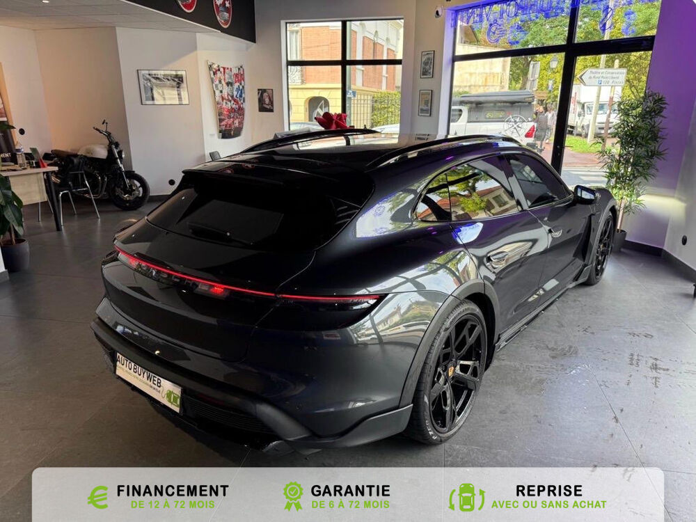 Taycan 4 476 ch / ENTRETIEN PORSCHE / SUREQUIPEE 2023 occasion 94100 Saint Maur des Foss&eacute;s
