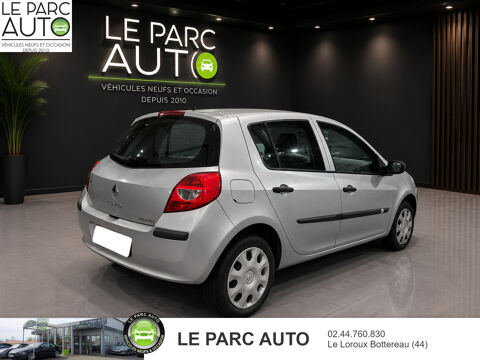 Clio III 1.2 16V 75 Pack Authentique 2006 occasion 44430 Le Loroux-Bottereau