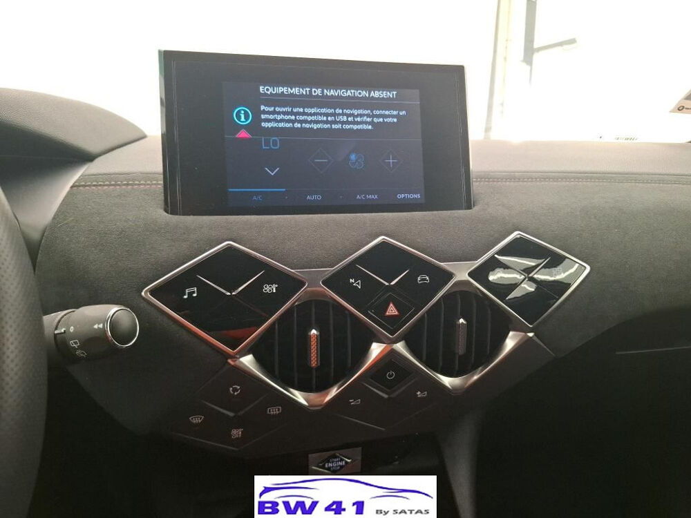 DS3 BEV 50KWH E-TENSE PERFORMANCE LINE AUTO 2023 occasion 41250 Neuvy