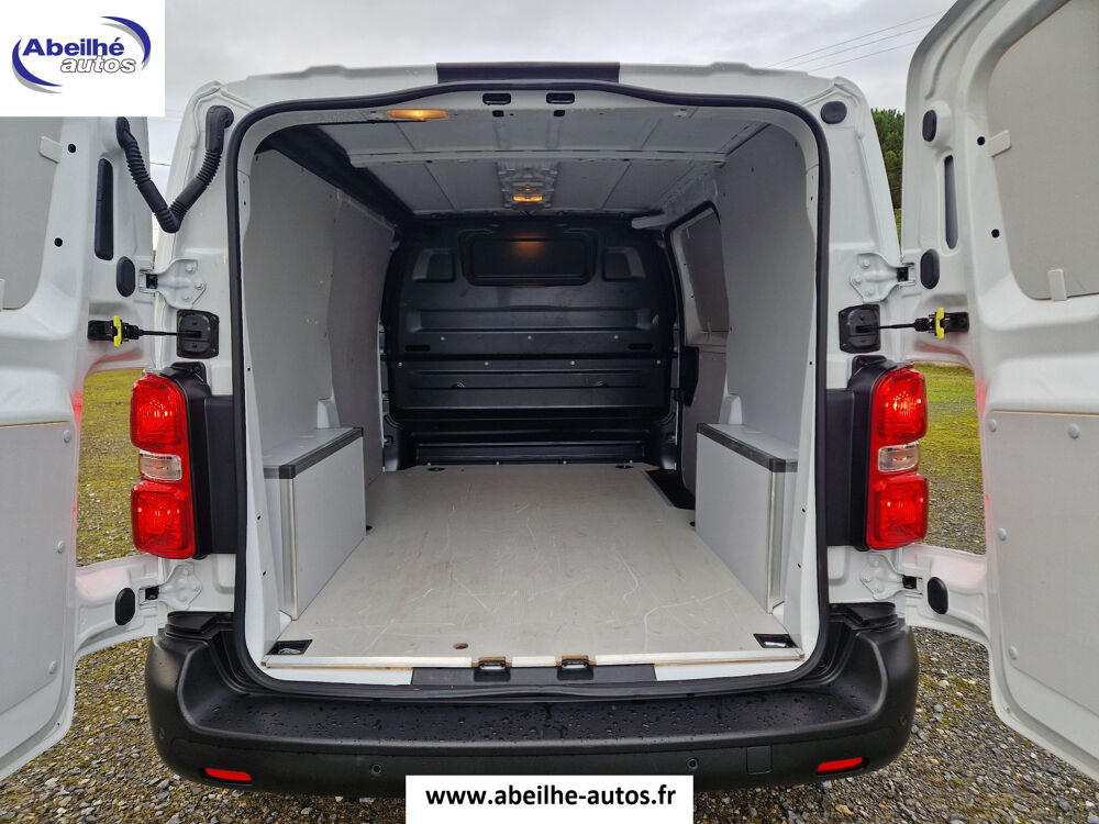 Scudo M EAT8 2.0 BLUEHDI 145 PACK CONNECTIVITE+CAMERA 3PL 2024 occasion 32230 Marciac