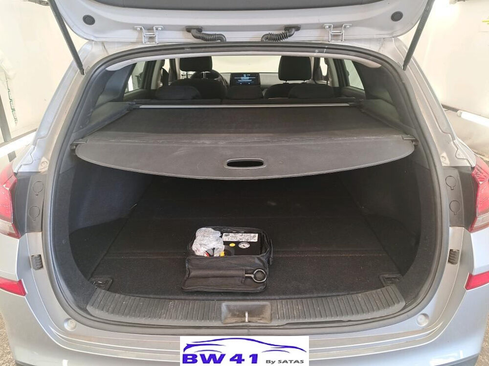 i30 1 0 T GDI 120 DCT 7 MHEV CREATIVE SW 2023 occasion 41250 Neuvy