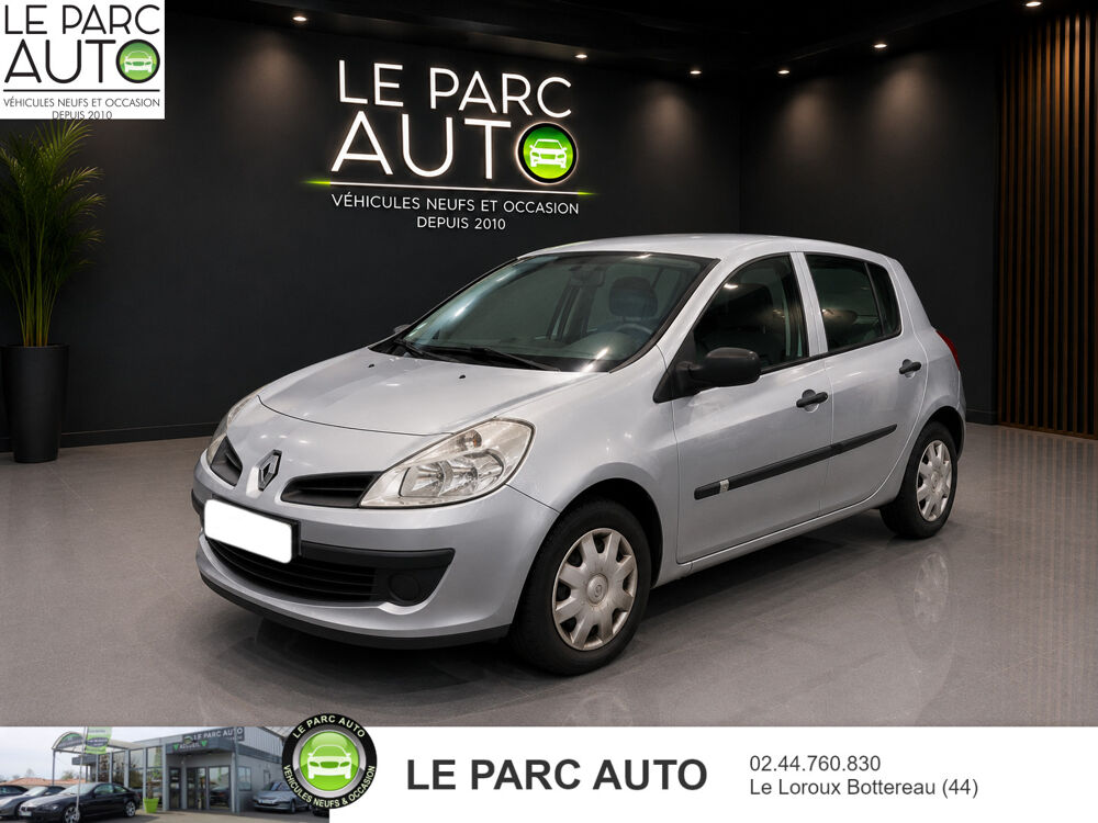 Clio III 1.2 16V 75 Pack Authentique 2006 occasion 44430 Le Loroux-Bottereau