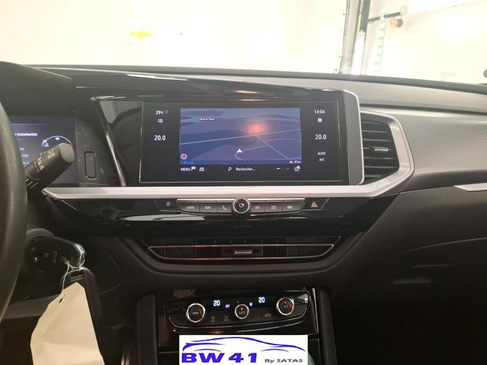Grandland x 1.2 Turbo 130 ch Auto DESIGN & TECH 2023 occasion 41250 Neuvy