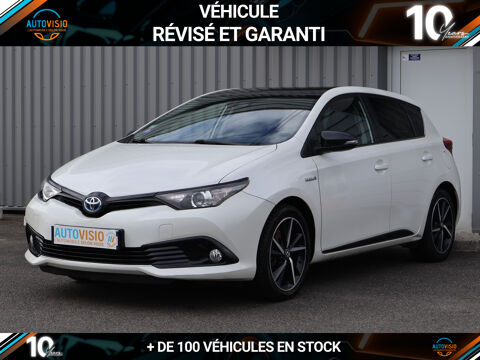 Toyota Auris Hybride 136h Dynamic 2017 occasion Roissy-en-Brie 77680