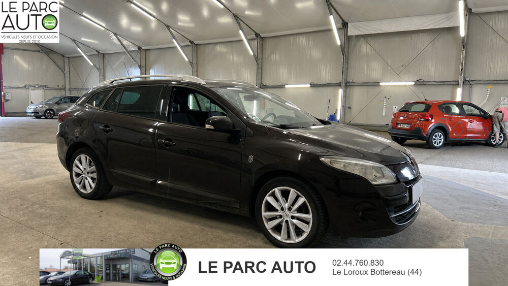 M&eacute;gane III Estate Estate III 1.9 dCi 130 FAP eco2 XV De France Euro 5 2011 occasion 44430 Le Loroux-Bottereau