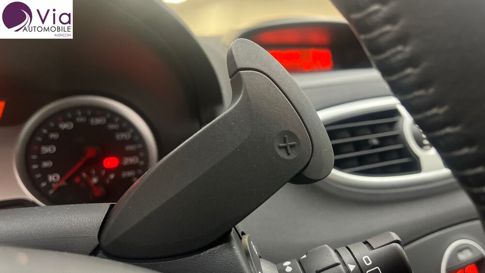 Clio III 1.6 16V 110 Dynamique Proactive A 2007 occasion 61000 ALENCON