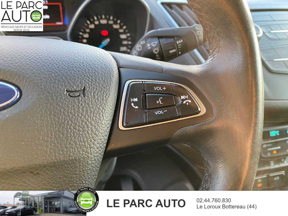Grand C-MAX 1.0 EcoBoost 125 S&S Titanium 2016 occasion 44430 Le Loroux-Bottereau