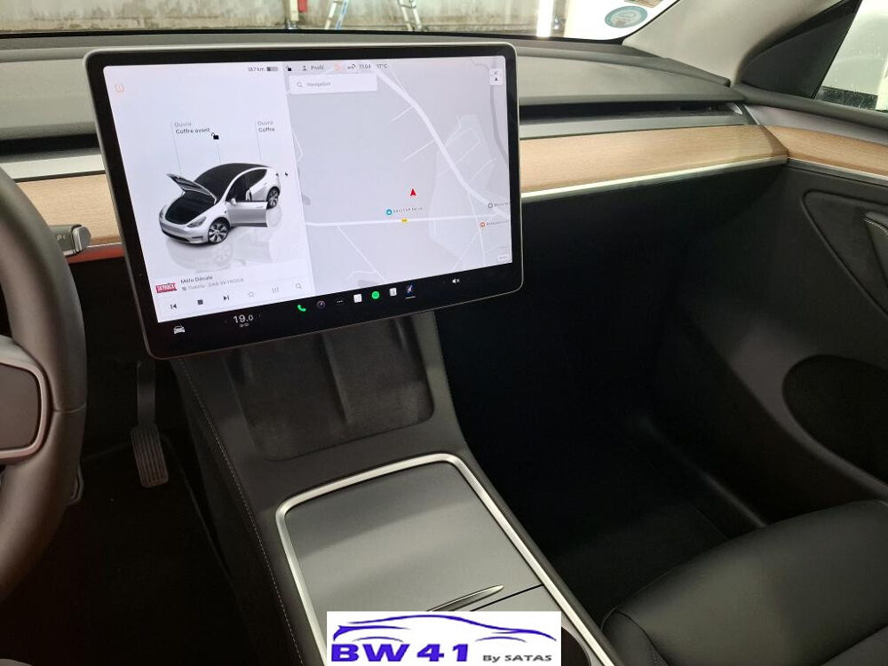 Model Y Grande Autonomie Dual Motor AWD 2023 occasion 41250 Neuvy