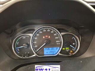 Yaris 1.5 VVT-I HYBRID France Business 2020 occasion 41250 Neuvy