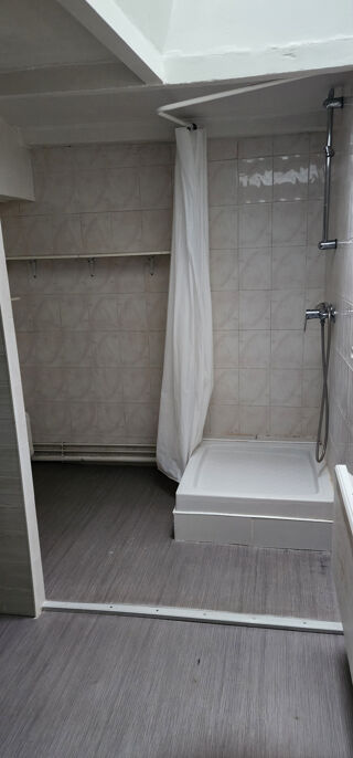  Appartement à louer 3 pièces 56 m²