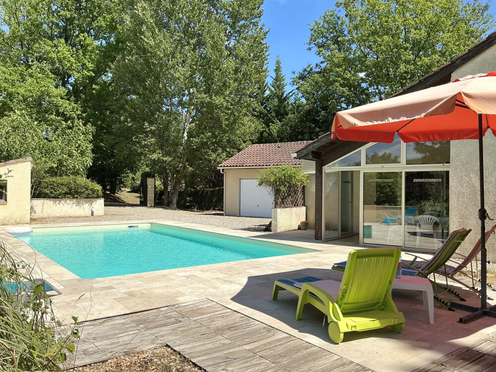 Maison de plain pied avec piscine